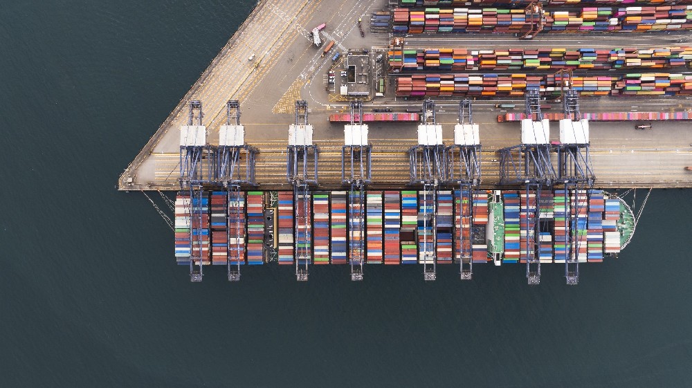 輸出入貿易事業